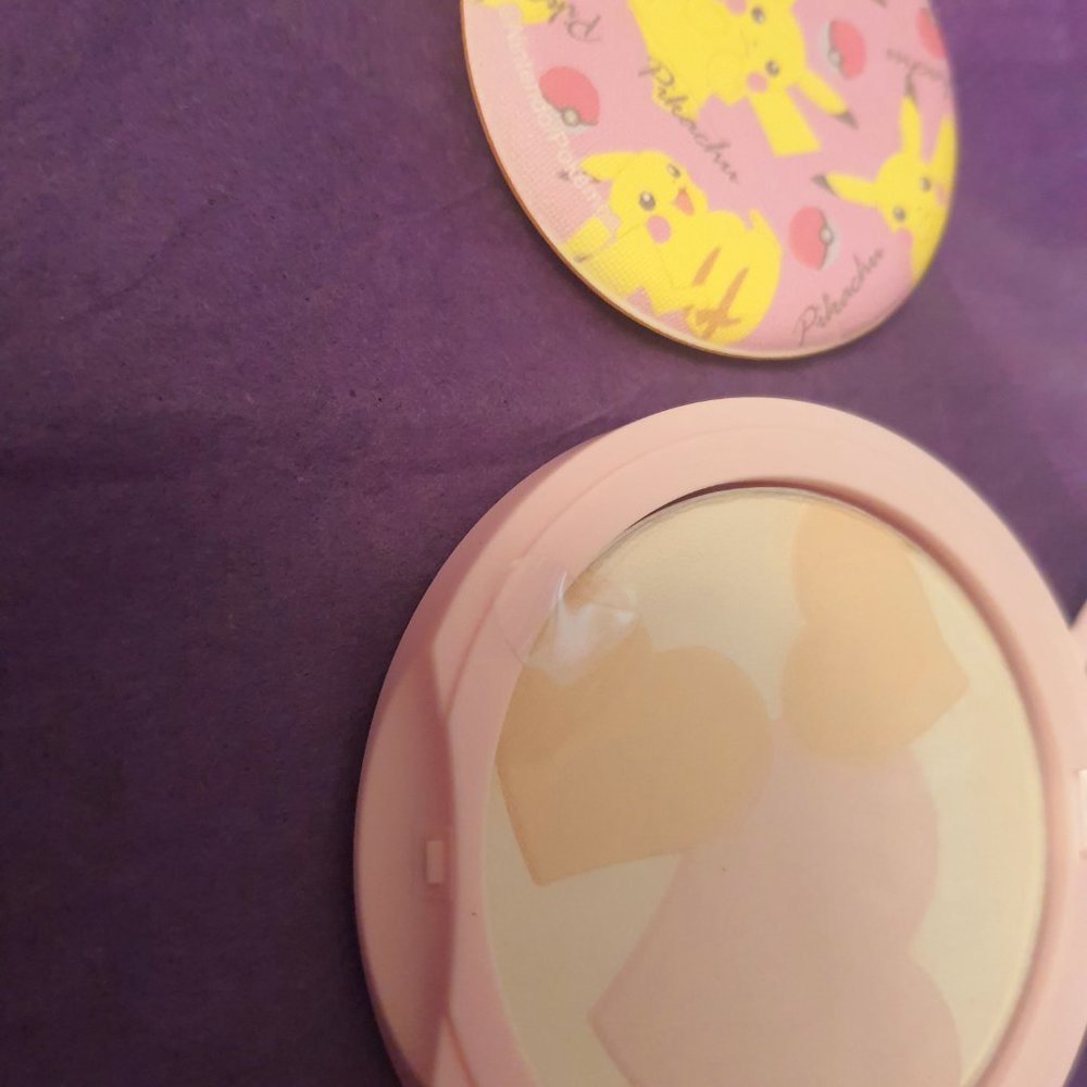 Pokemon Pikachu Pressed Powder Blush NEW with Packaging FREE GIFT INCLUDED